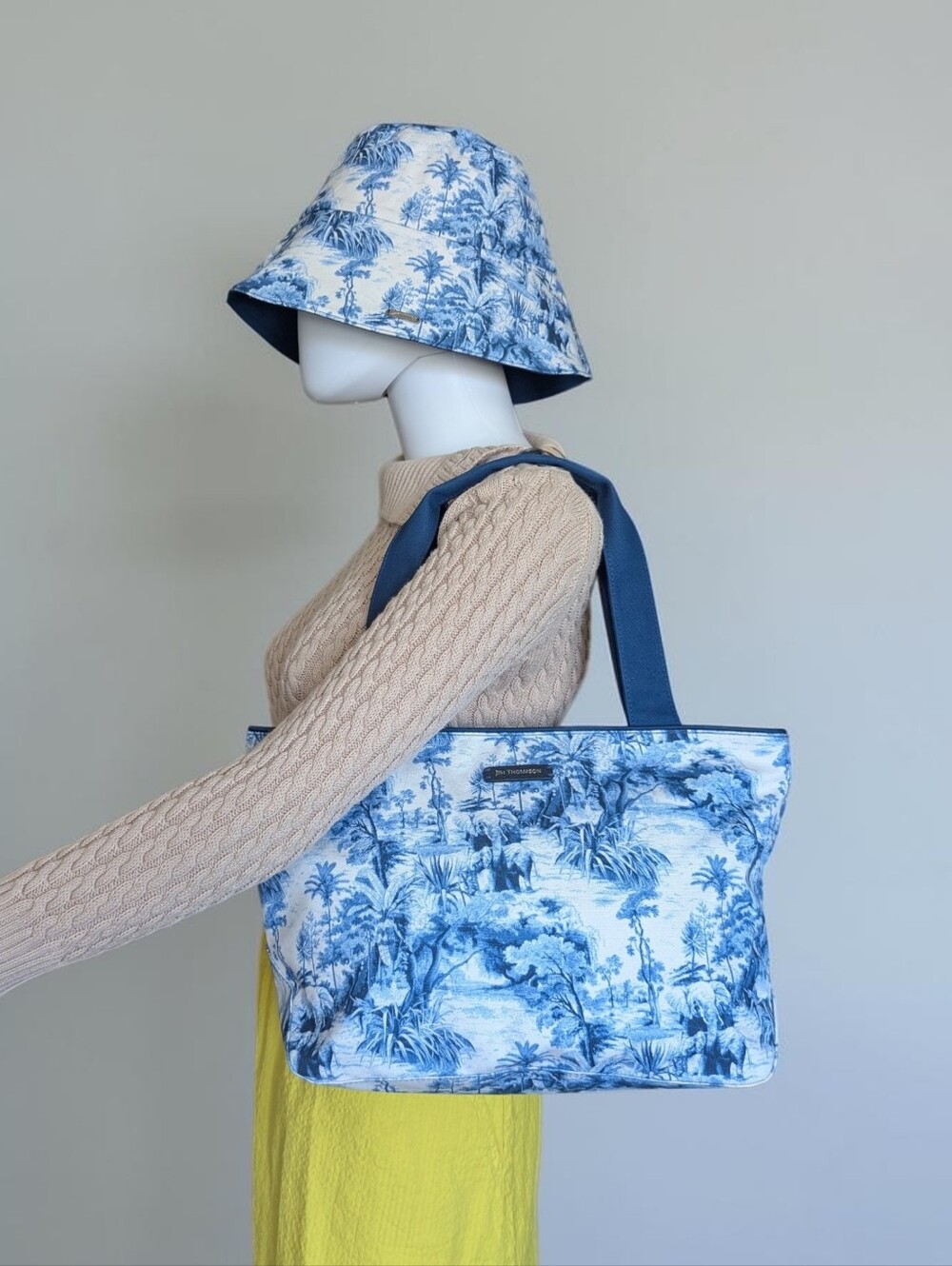 The Elephant Amour Dickson Canvas Tote - Picture 2 of 13